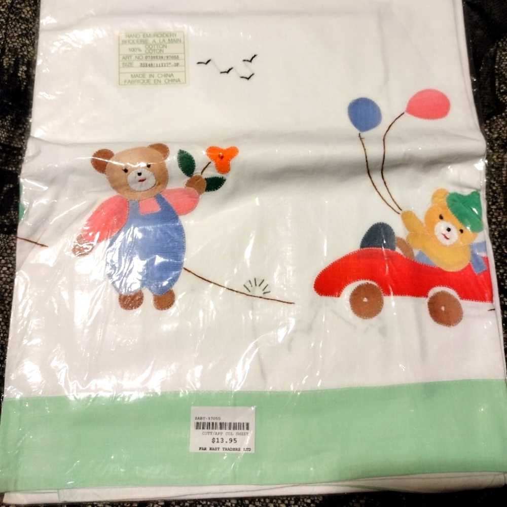 Vintage bear baby sheet